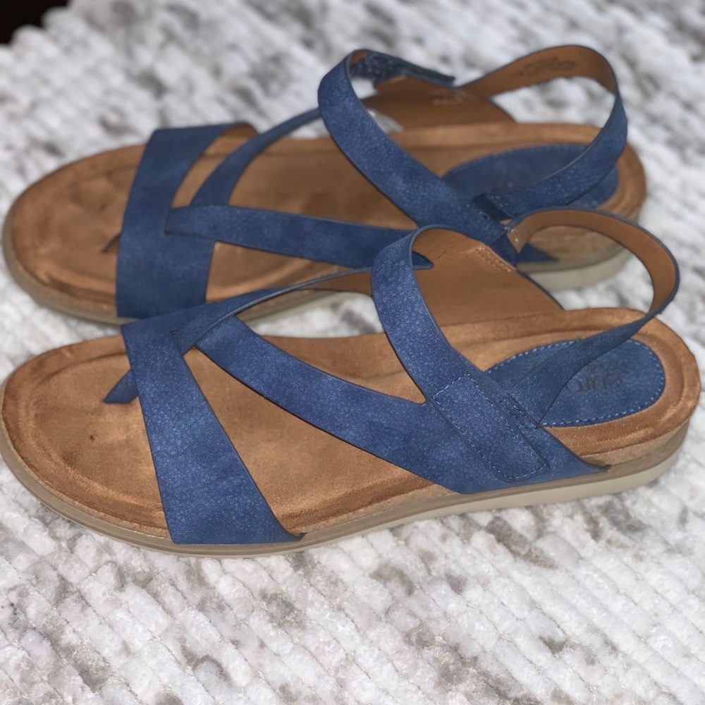 Sandals Size 11